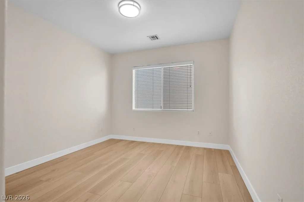 325 Autumn Palace, Las Vegas, NV 89144