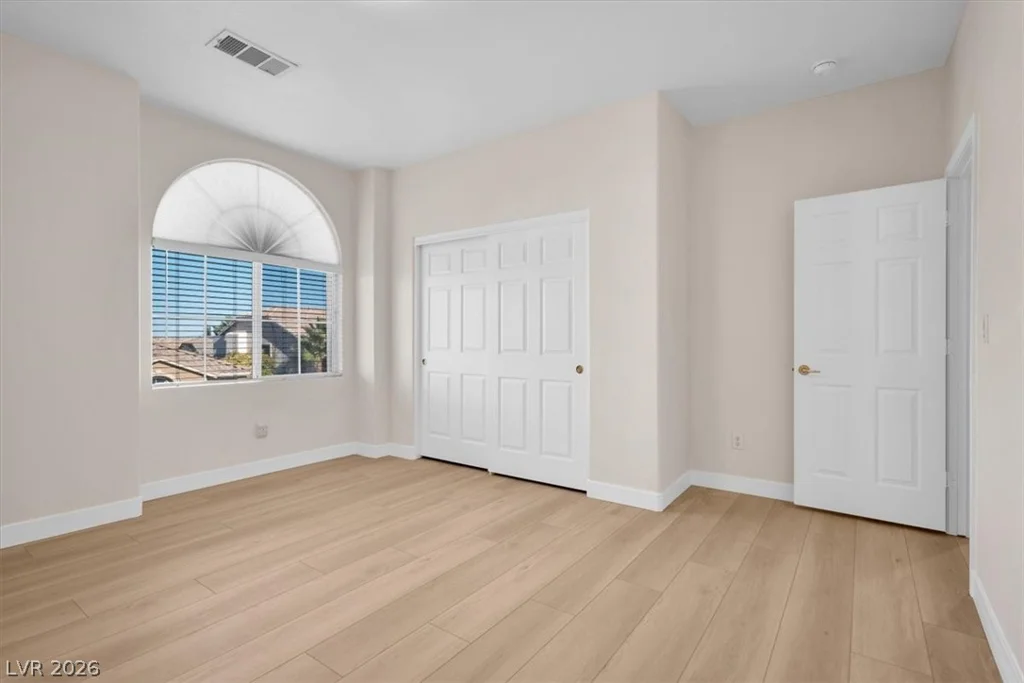 325 Autumn Palace, Las Vegas, NV 89144