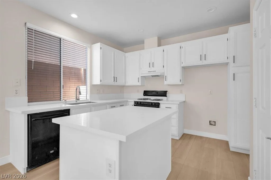 325 Autumn Palace, Las Vegas, NV 89144