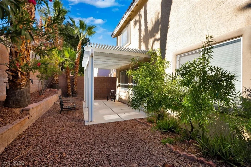 325 Autumn Palace, Las Vegas, NV 89144