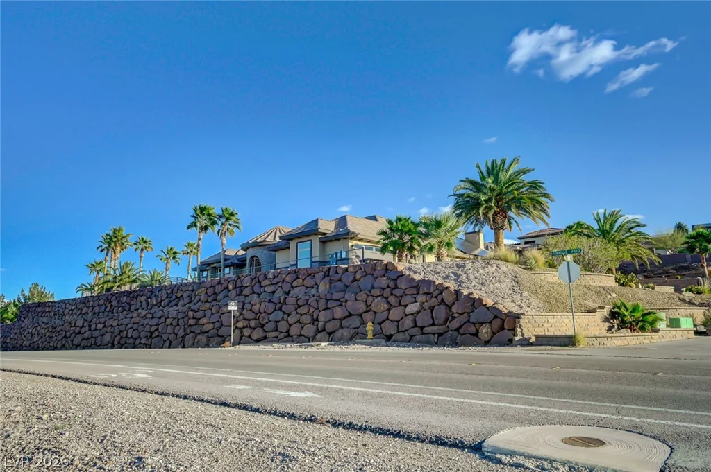 1206 Peach Bluff, Henderson, NV 89002