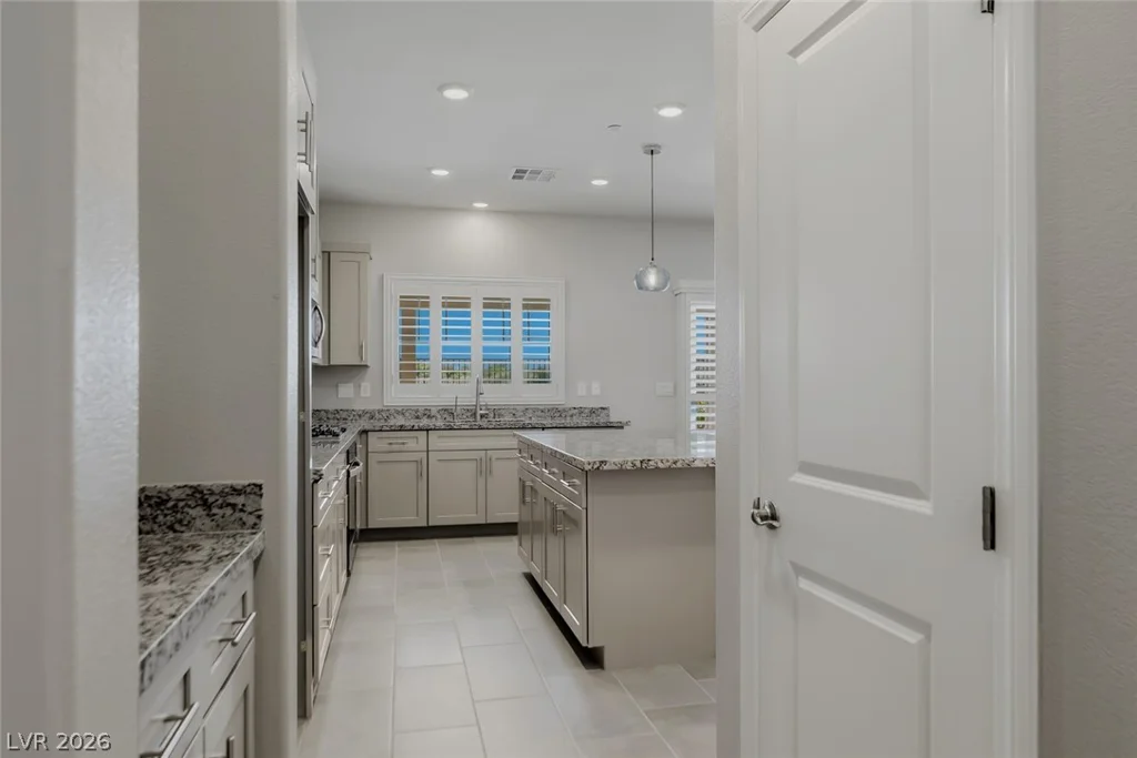 375 Winter Dove, Henderson, NV 89011