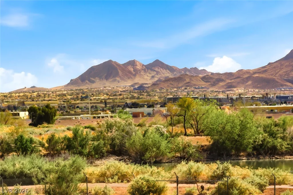 375 Winter Dove, Henderson, NV 89011