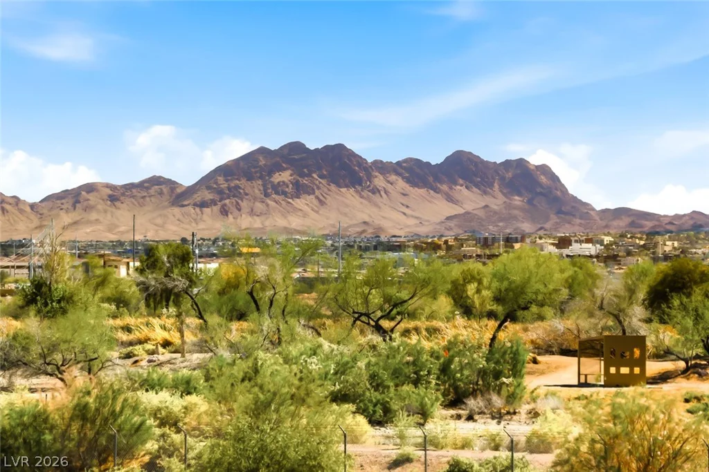 375 Winter Dove, Henderson, NV 89011