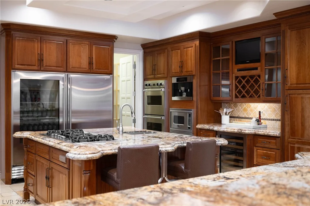 7440 Oak Grove, Las Vegas, NV 89117