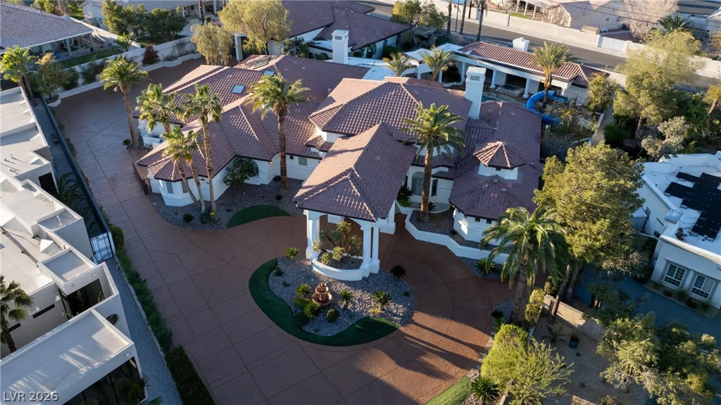 7440 Oak Grove, Las Vegas, NV 89117