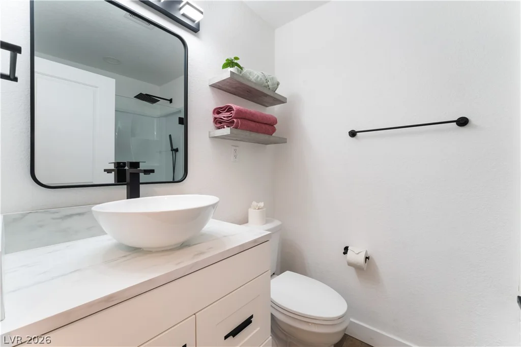 1408 Carson, Las Vegas, NV 89101
