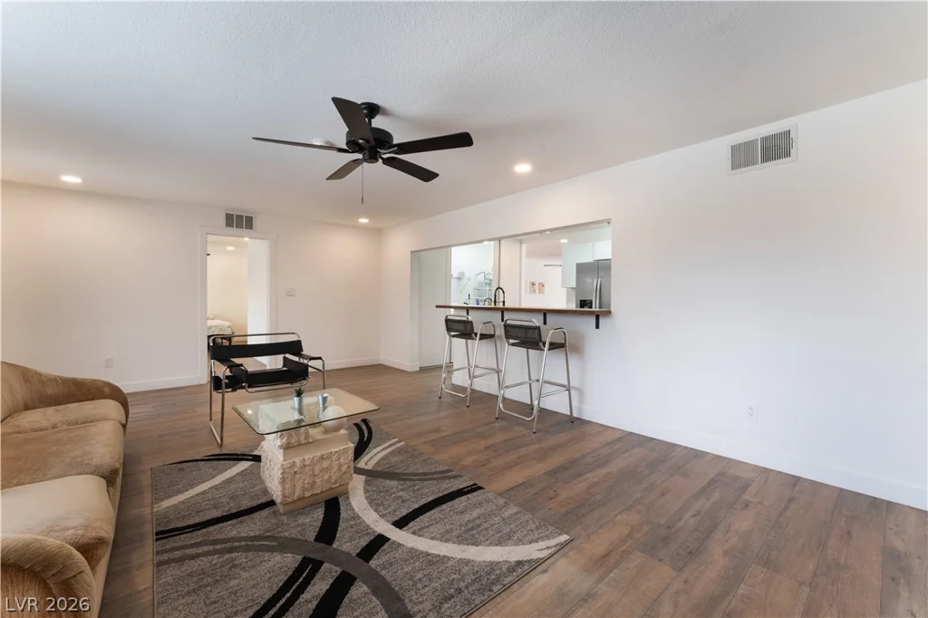 1408 Carson, Las Vegas, NV 89101