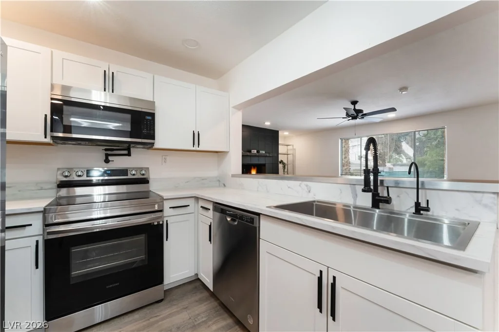1408 Carson, Las Vegas, NV 89101