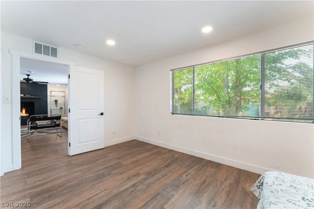1408 Carson, Las Vegas, NV 89101