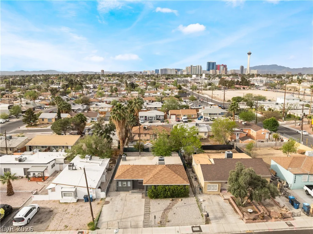 1408 Carson, Las Vegas, NV 89101