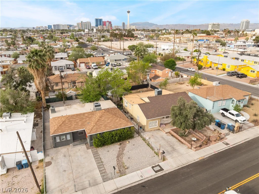 1408 Carson, Las Vegas, NV 89101