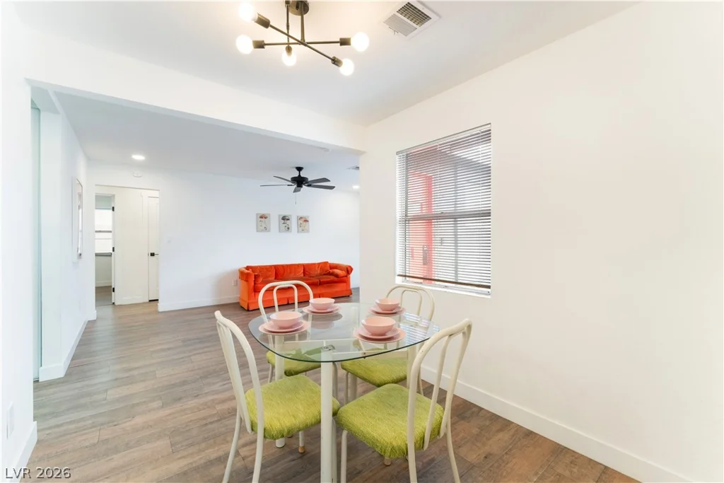 1408 Carson, Las Vegas, NV 89101