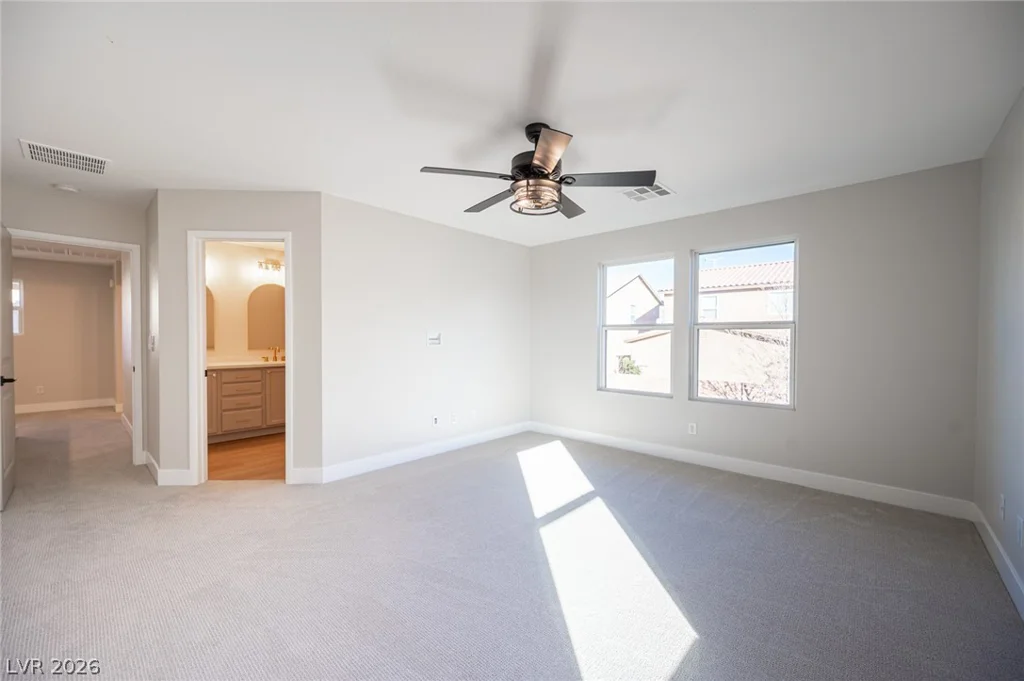 10642 Ostend, Las Vegas, NV 89166