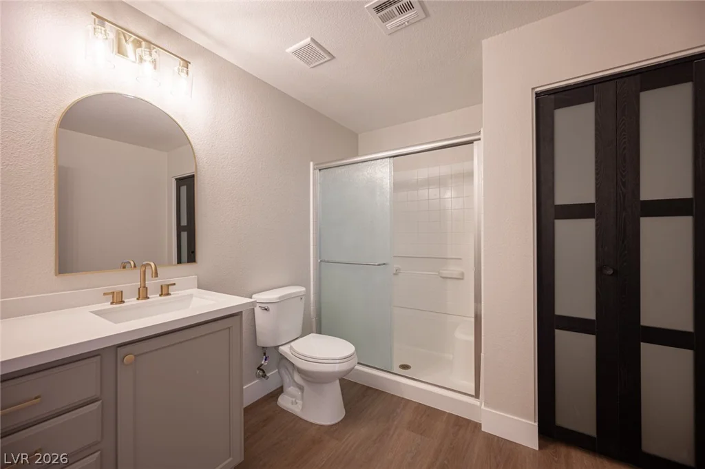 10642 Ostend, Las Vegas, NV 89166