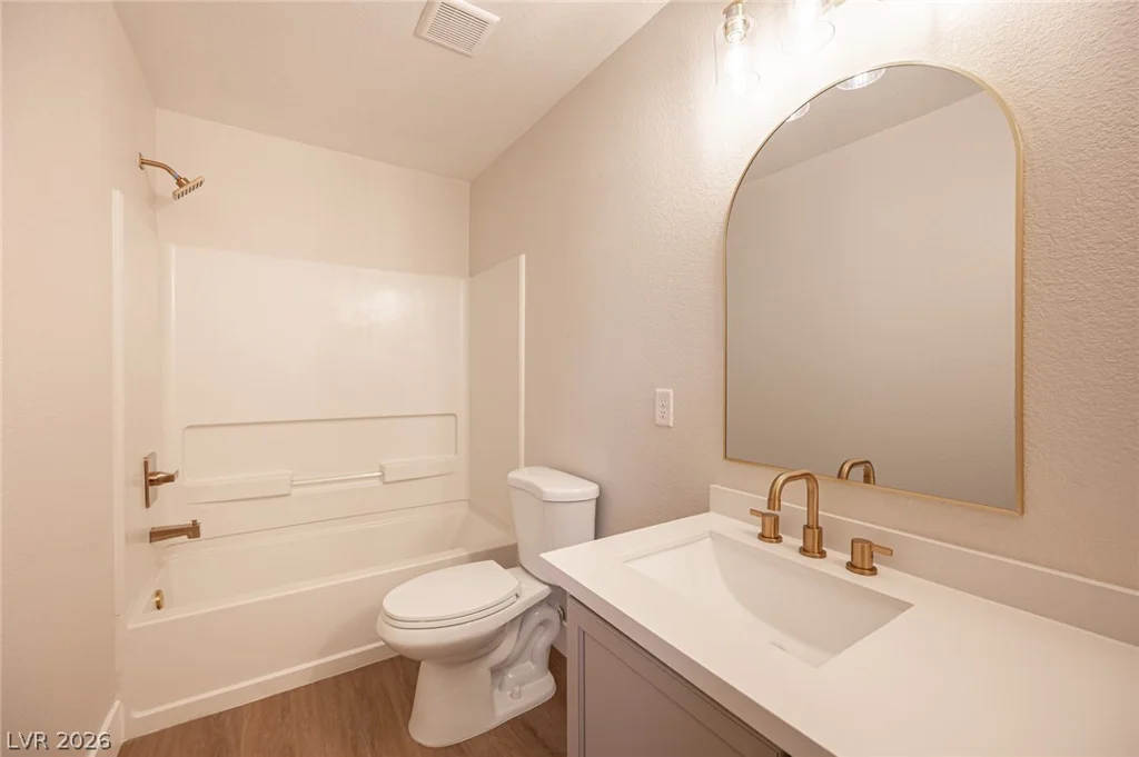 10642 Ostend, Las Vegas, NV 89166