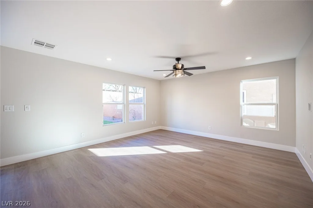 10642 Ostend, Las Vegas, NV 89166