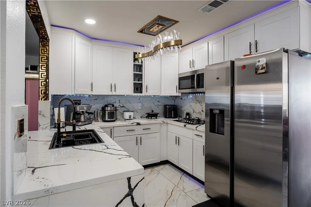 1624 L, Las Vegas, NV 89106