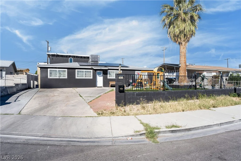 1624 L, Las Vegas, NV 89106
