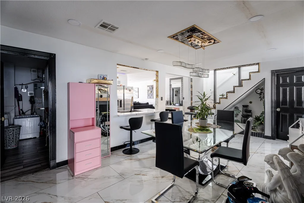 1624 L, Las Vegas, NV 89106