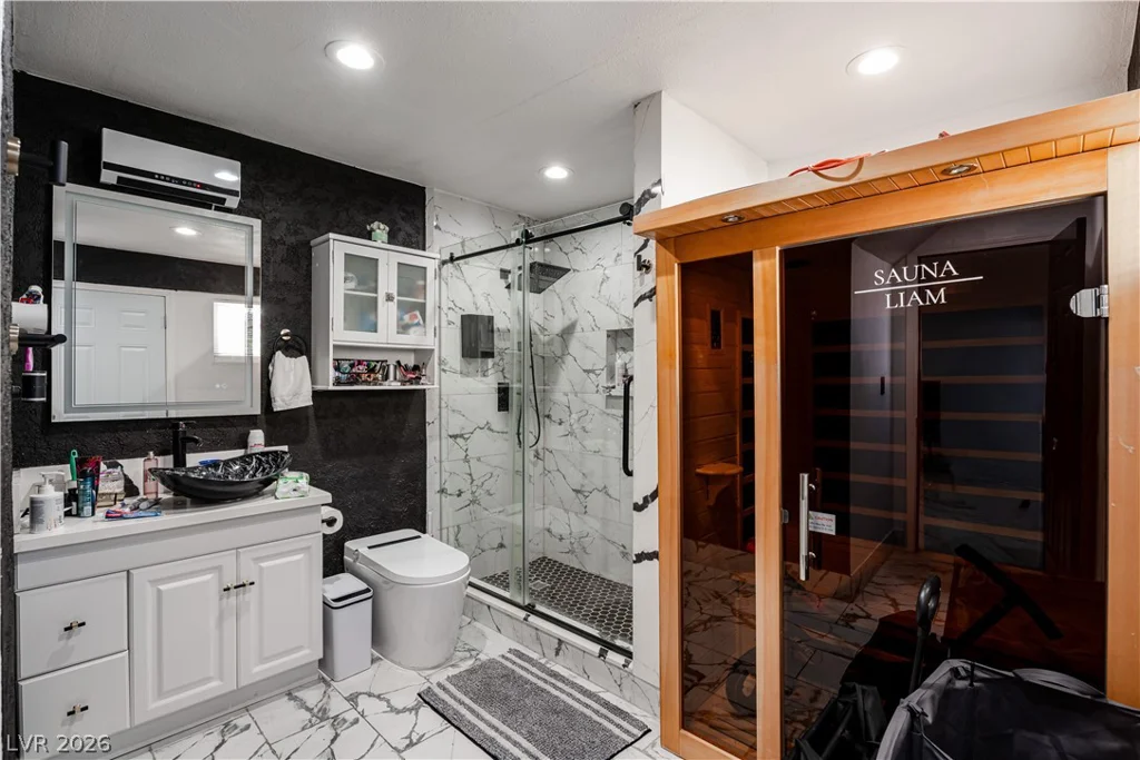 1624 L, Las Vegas, NV 89106