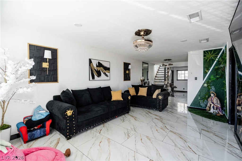 1624 L, Las Vegas, NV 89106