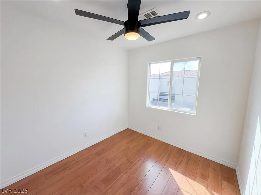 7460 Speedwell Cavern, Las Vegas, NV 89139