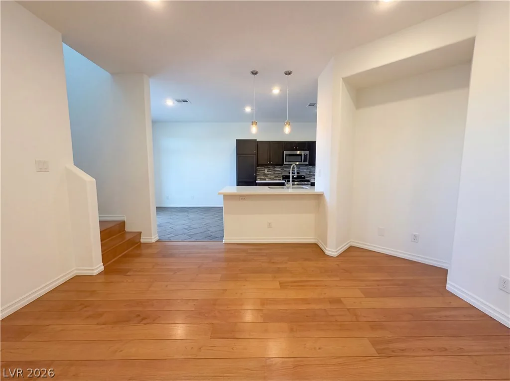 7460 Speedwell Cavern, Las Vegas, NV 89139