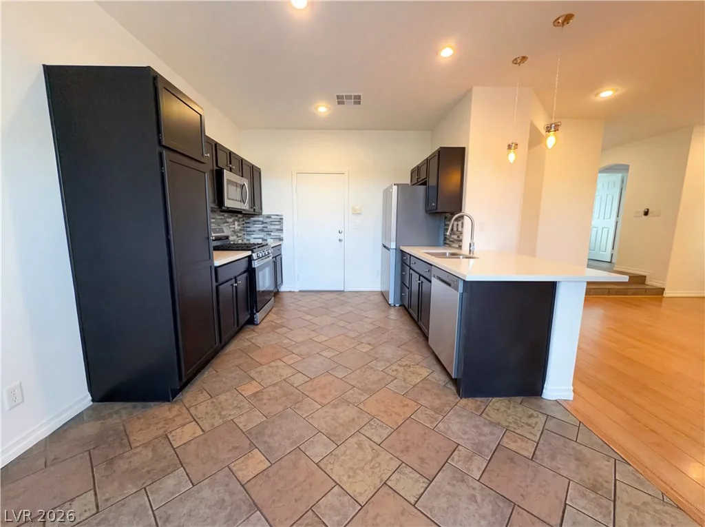 7460 Speedwell Cavern, Las Vegas, NV 89139