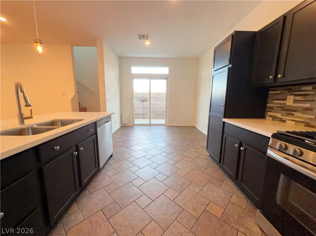7460 Speedwell Cavern, Las Vegas, NV 89139