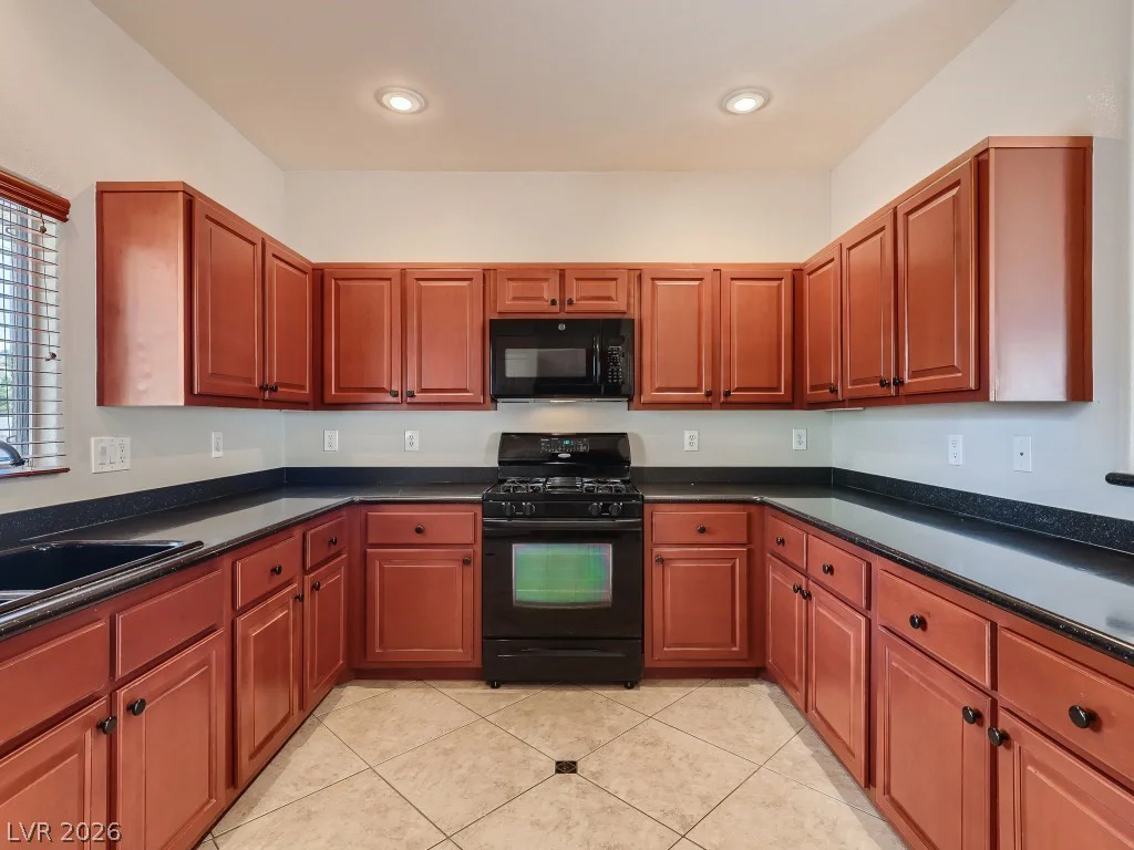 1115 Aldenwood, Las Vegas, NV 89123