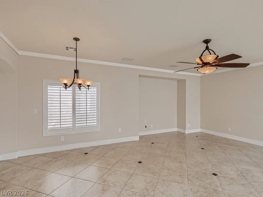 1115 Aldenwood, Las Vegas, NV 89123