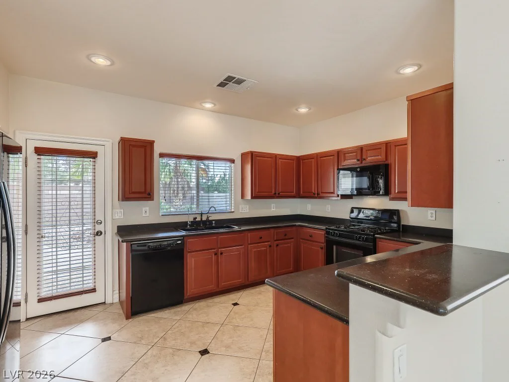 1115 Aldenwood, Las Vegas, NV 89123