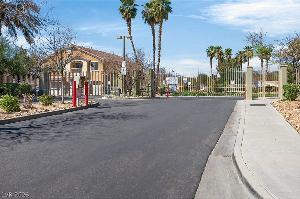3516 Hazelnut Pine, North Las Vegas, NV 89084