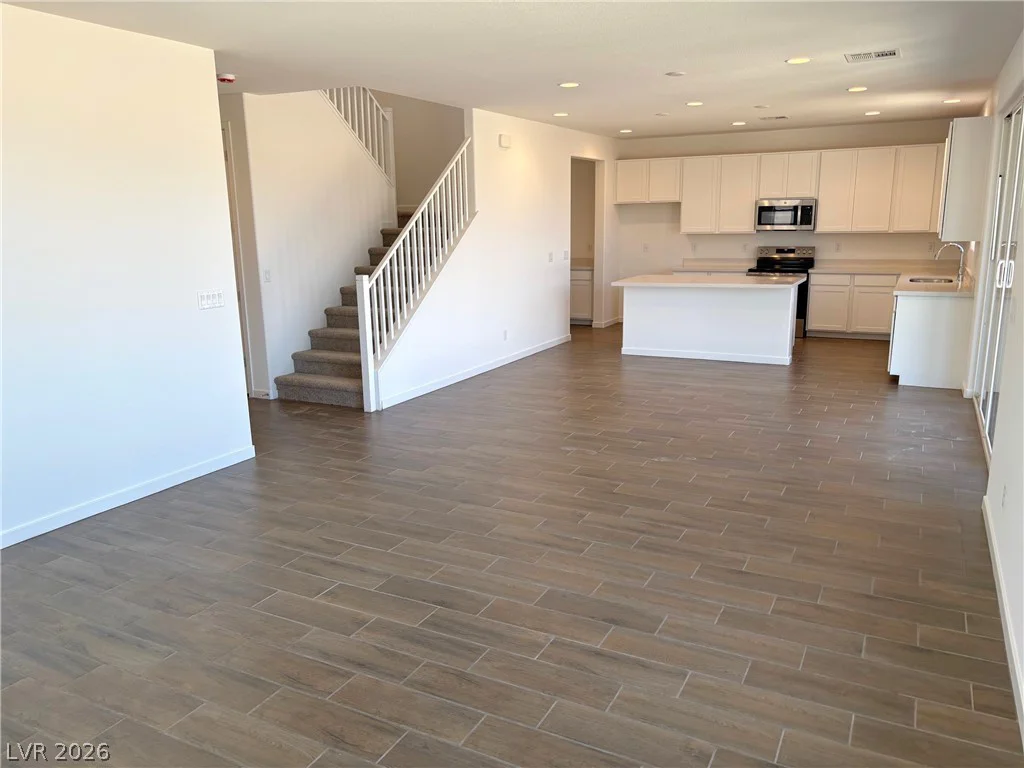 5688 Badlands, Pahrump, NV 89061