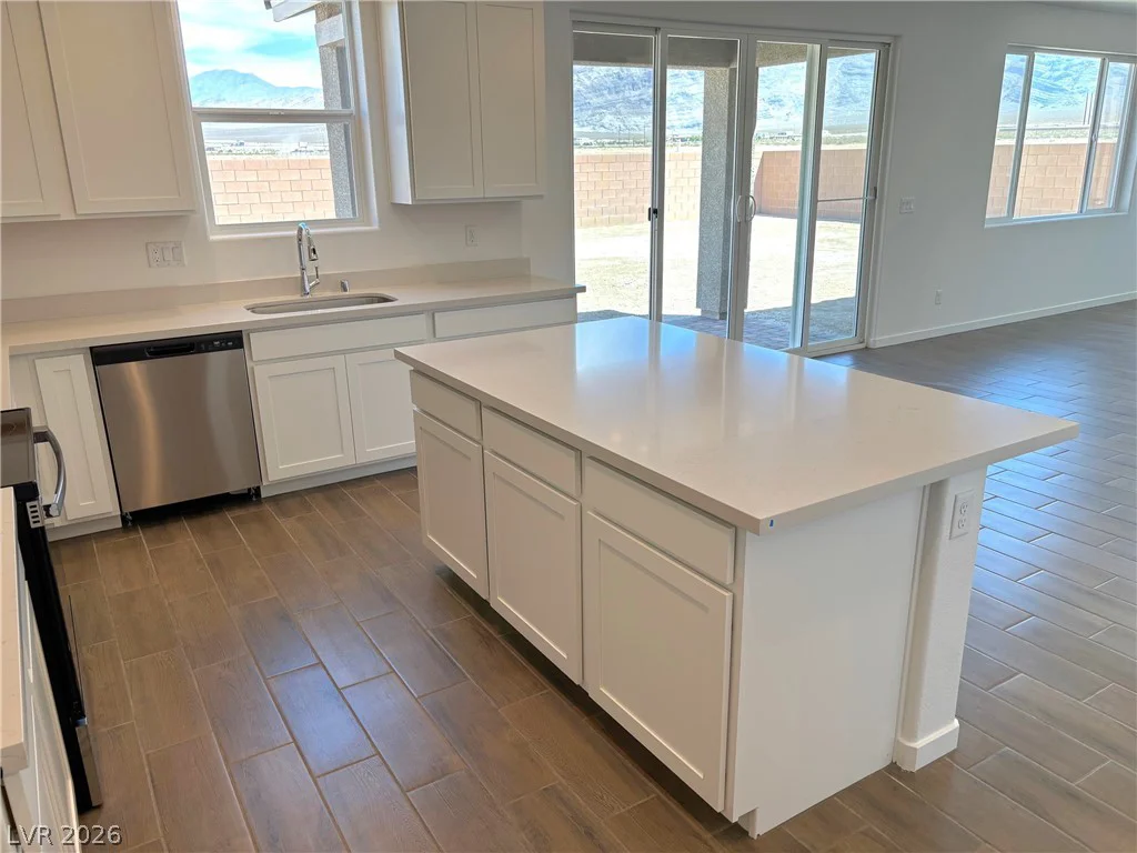 5688 Badlands, Pahrump, NV 89061