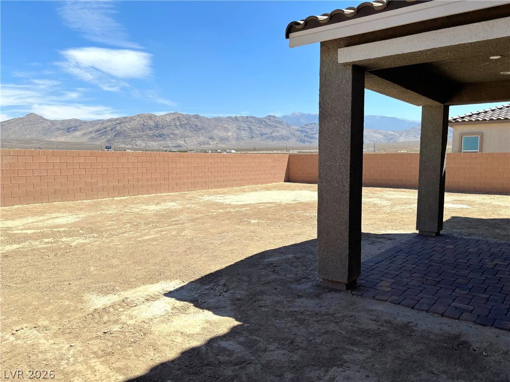 5688 Badlands, Pahrump, NV 89061