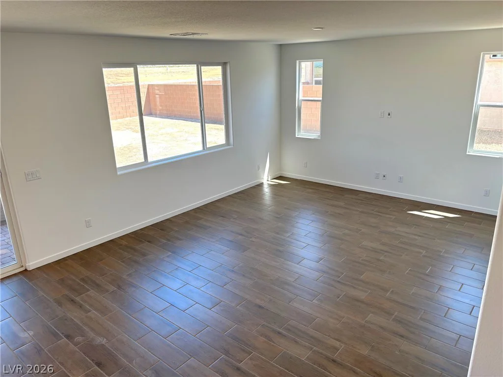 5688 Badlands, Pahrump, NV 89061