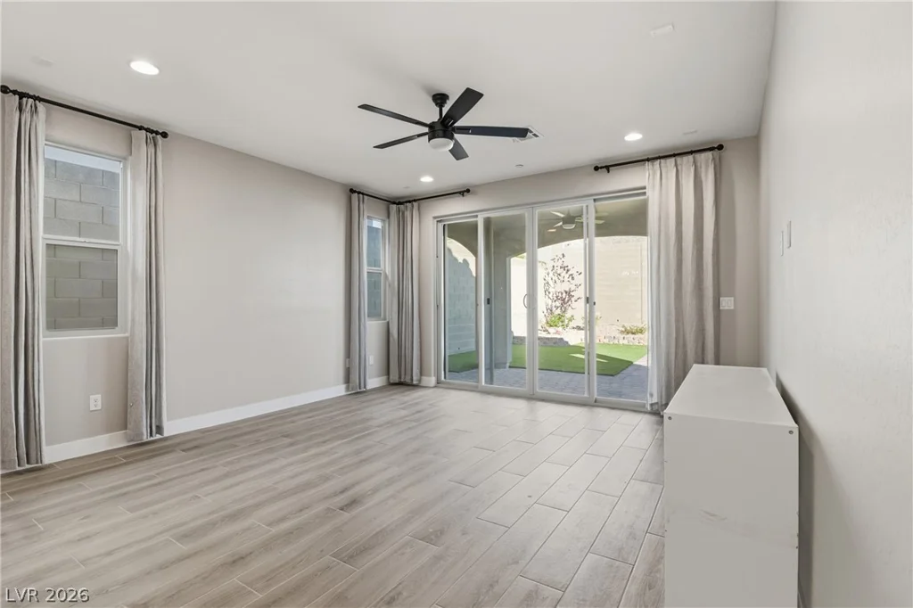 11852 River Hawk, Las Vegas, NV 89138