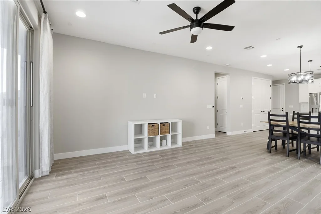 11852 River Hawk, Las Vegas, NV 89138