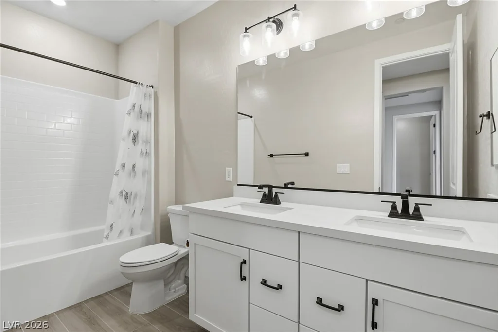 11852 River Hawk, Las Vegas, NV 89138