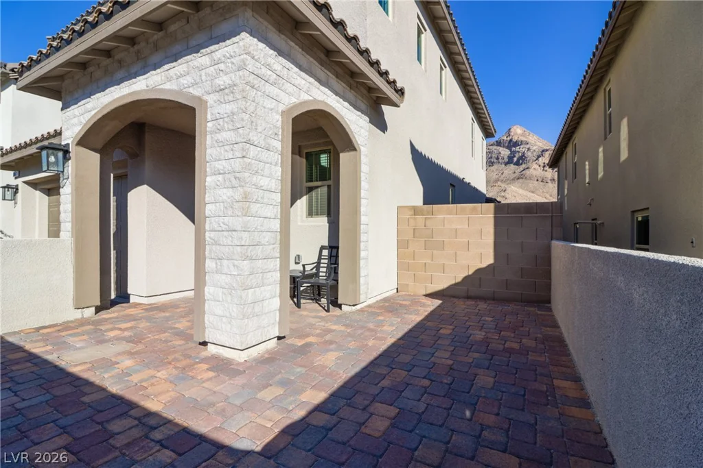11852 River Hawk, Las Vegas, NV 89138