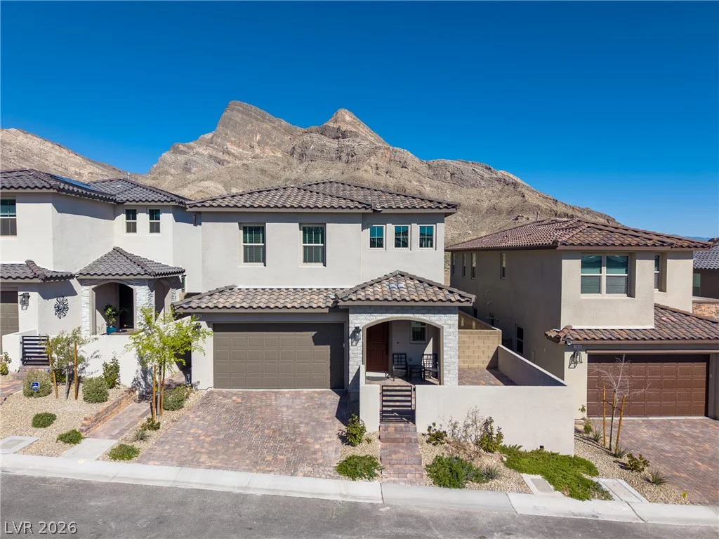 11852 River Hawk, Las Vegas, NV 89138