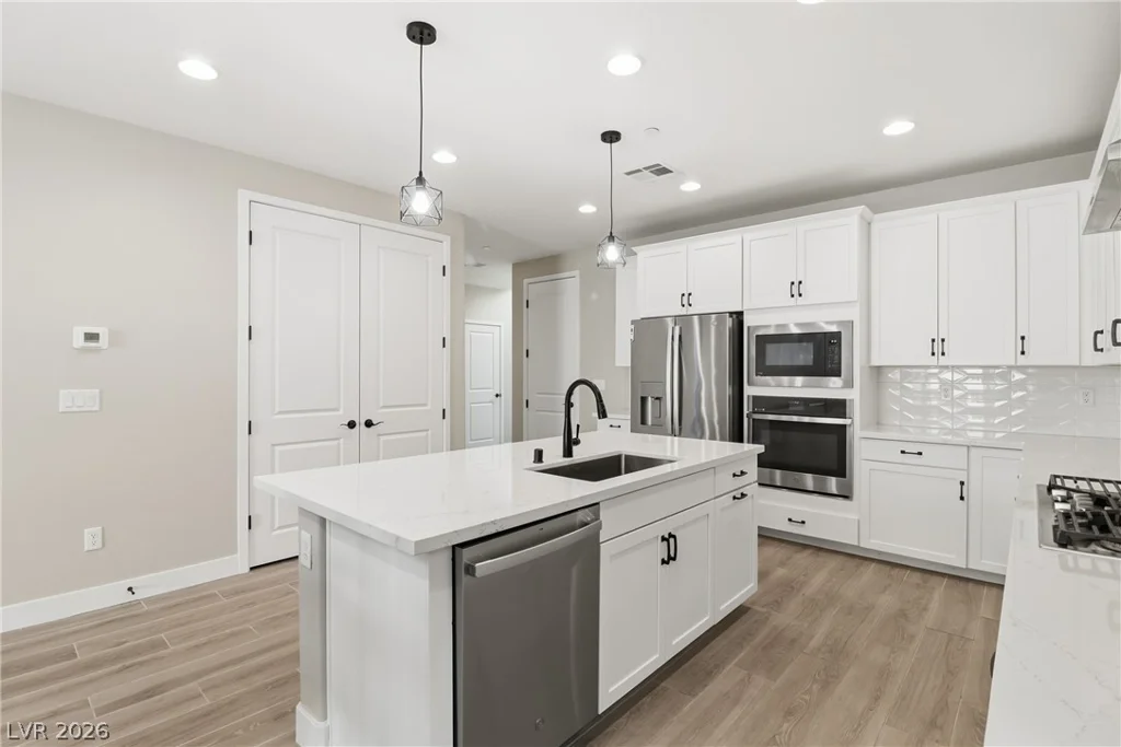 11852 River Hawk, Las Vegas, NV 89138