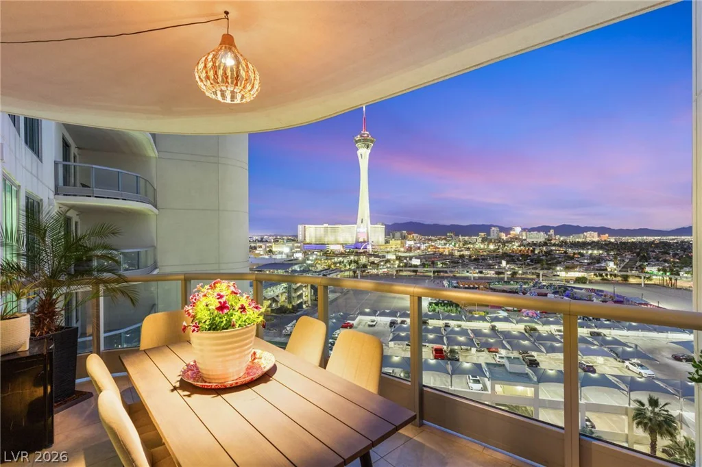 222 Karen, Las Vegas, NV 89109