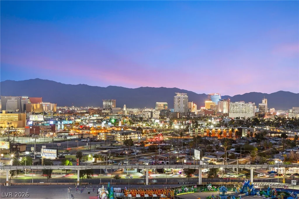 222 Karen, Las Vegas, NV 89109