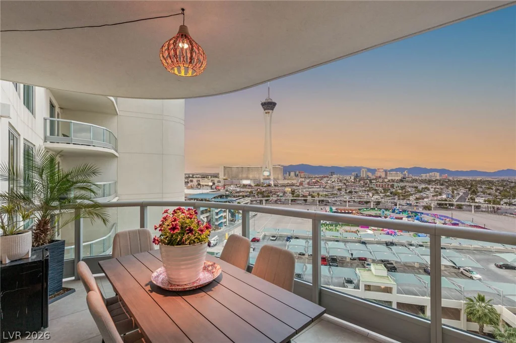 222 Karen, Las Vegas, NV 89109