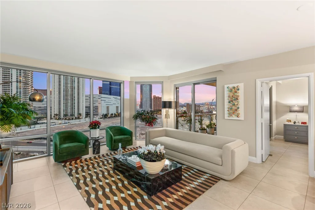 222 Karen, Las Vegas, NV 89109