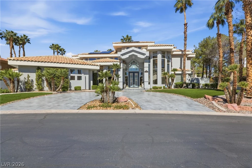 8632 Canyon View, Las Vegas, NV 89117