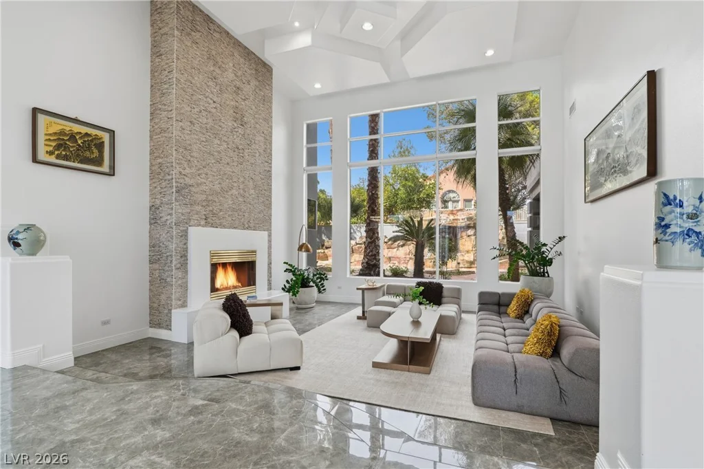 8632 Canyon View, Las Vegas, NV 89117